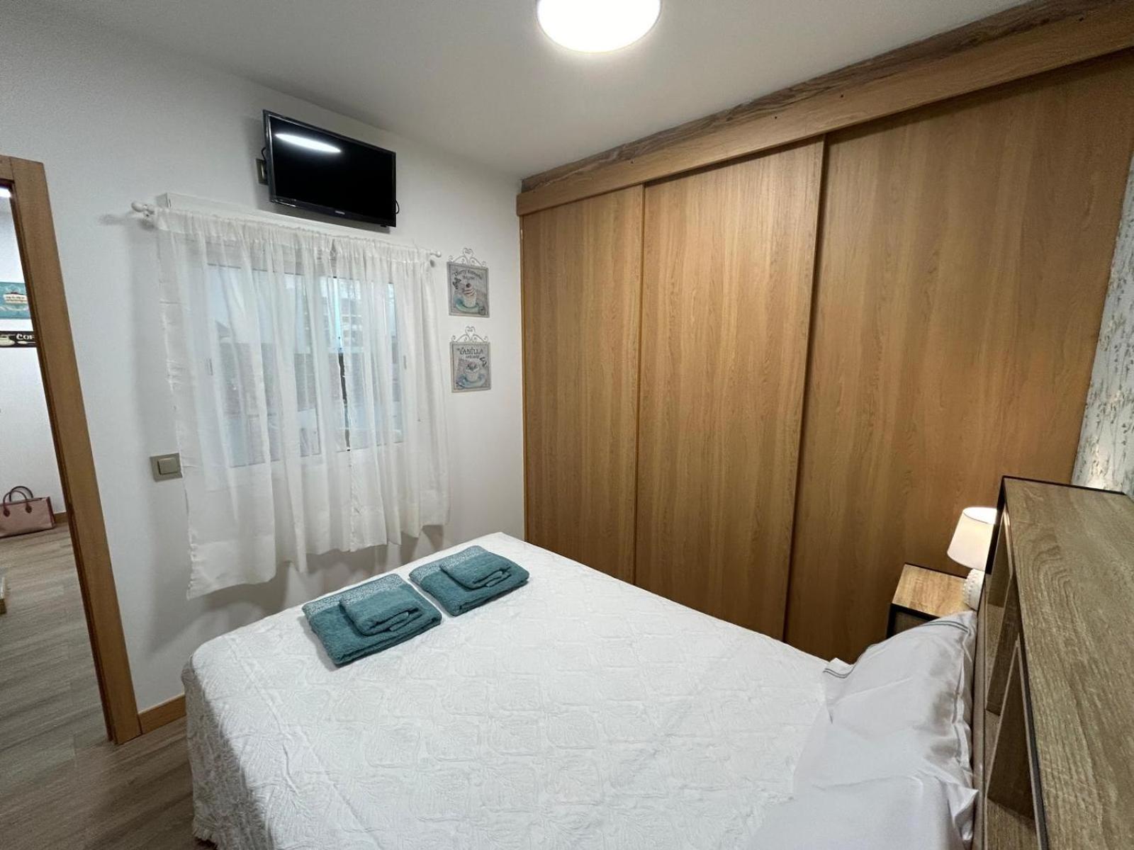 Apartamentos Torres Del Milladoiro Ames Bagian luar foto