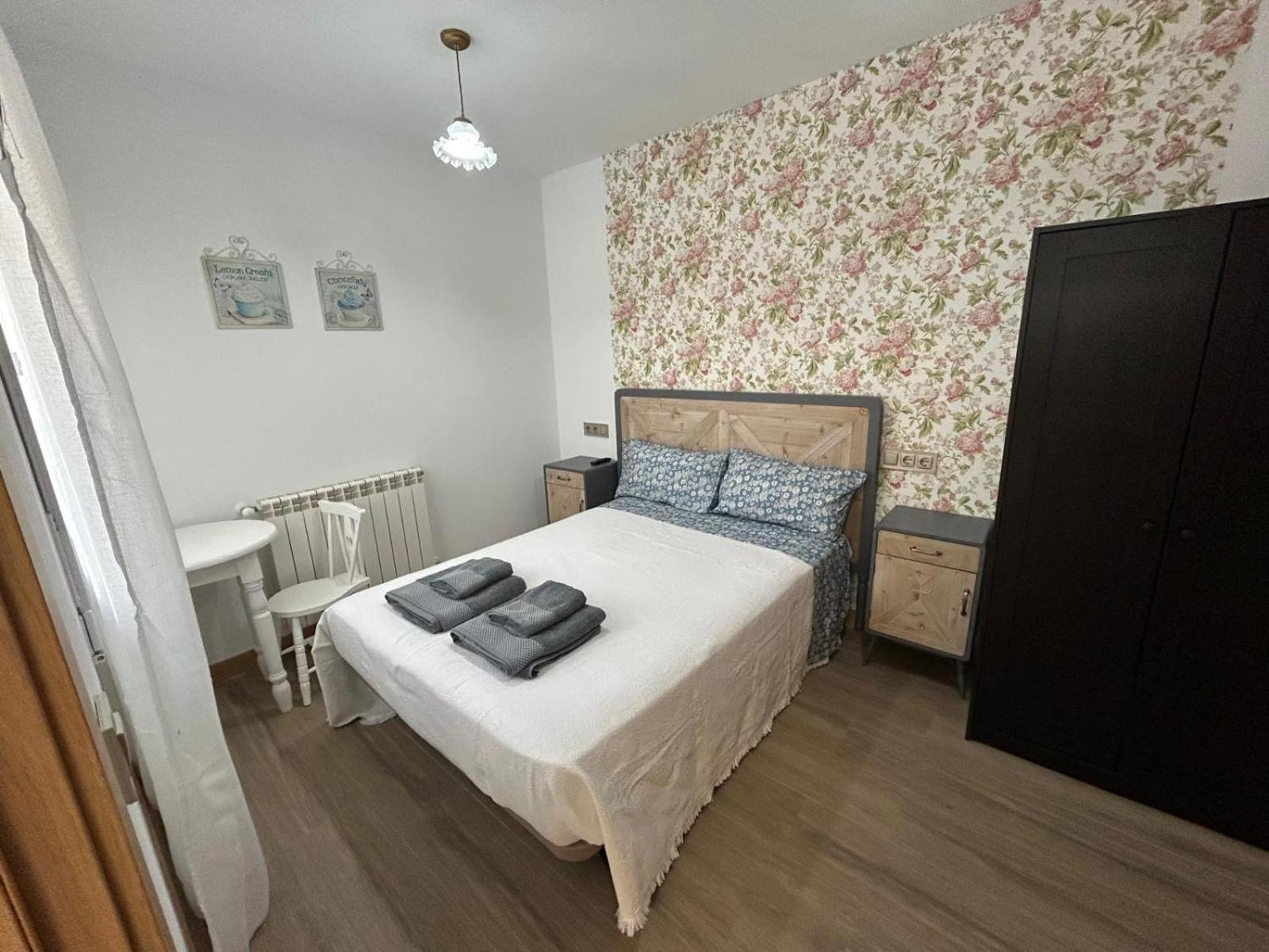 Apartamentos Torres Del Milladoiro Ames Bagian luar foto